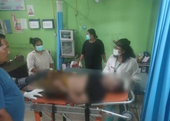 Jenazah korban saat dibawa ke Puskesmas Bahorok.(Istimewa)