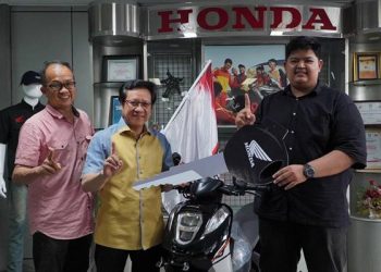 Foto: M. Rizki Ananda Raih Hadiah Utama Honda Genio di Honda Bikers Day 2025 Regional Sumatera 1