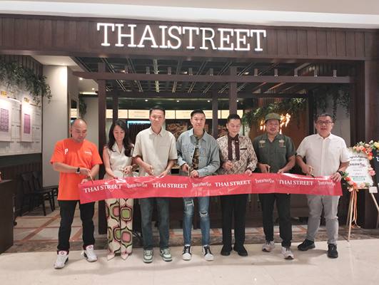 Foto: Thai Street, jaringan restoran Thailand terkemuka di Indonesia, kini meresmikan gerai perdananya di Kota Medan, tepatnya di Sun Plaza, pada Selasa (07/10/2025).(SeputarSumut/Asiong)