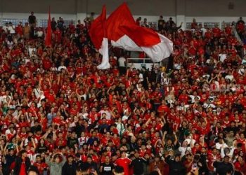 Foto: Laga Penentuan! Timnas Indonesia Lawan Arab Saudi di Kualifikasi Piala Dunia 2026, Didukung Ribuan Suporter 5