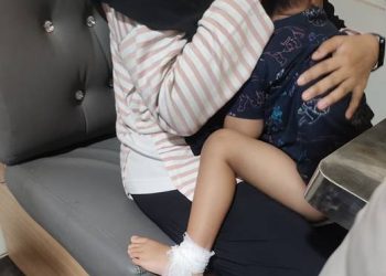 Salah satu penumpang Kereta Api menderita luka ringan setelah terkena serpihan kaca yang pecah.(Dok:KAI Divre I Sumut)