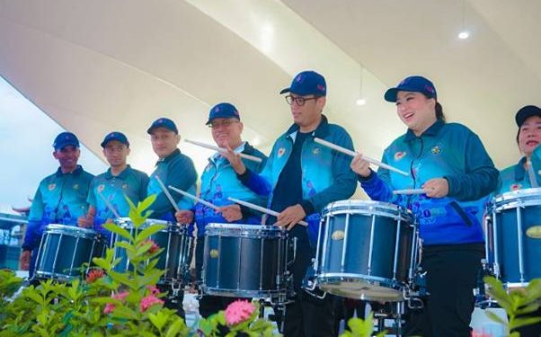 Wali Kota Meda, Rico Tri Putra Bayu Waas secara resmi membuka Pekan Olahraga Kota (Porkot) Kota Medan ke XV tahun 2025, di Lapangan Merdeka Medan, Sabtu (11/10/2025).(Dok:Diskominfo Medan)