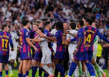 Foto: El Clasico: Gol Mbappe & Bellingham Pastikan Real Madrid Kalahkan Barcelona 2-1 8