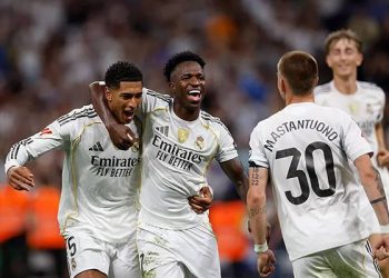 Foto: Real Madrid Ambil Alih Puncak Klasemen Liga Spanyol Usai Kalahkan Villarreal 3-1 8