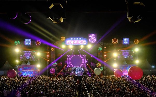 Tri Generasi Happy Pensi 2025: Dorong AI dan Literasi Digital Sekolah 1 Brand Tri dari Indosat Ooredoo Hutchison (IOH) memberdayakan generasi muda Indonesia melalui peluncuran Generasi Happy Pensi 2025.(Dok:Indosat)