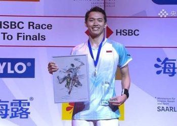Foto: Jonatan Christie Sabet Gelar Juara Hylo Open 2025 Usai Kalahkan Wakil Denmark 6