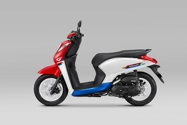 Foto: PT Astra Honda Motor (AHM) memberikan penyegaran pada New Honda Genio dengan menghadirkan kombinasi warna dan striping baru yang semakin memperkuat gaya retro dan fashionable.(Ist)