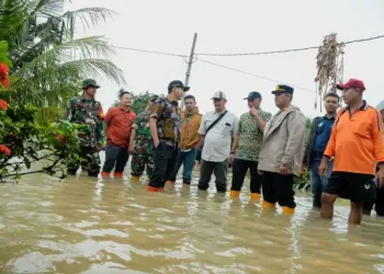 Foto: Banjir Sergai: 83 KK Terdampak, Tanggul Jebol! 9