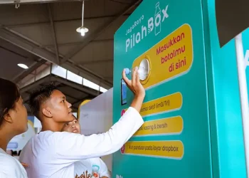 Foto: Indosat & USU, Botol Plastik Jadi Pulsa! 4