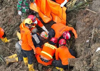 Foto: Korban Longsor Banjarnegara Tambah Jadi 12 Jiwa, 16 Hilang 5