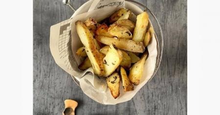 Kentang Lebih Sehat dari Nasi Putih? Ini Perbandingan Nutrisi & Tips Konsumsinya 1 Makanan dari olahan kentang.(Foto: Instagram@lizzylizzblog)