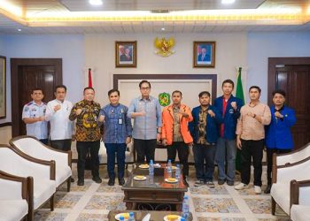Foto: Rico Waas dan BEM SI Diskusikan Isu Medan: Anak Jalanan hingga Banjir 5