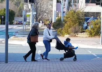 Foto: ​70 Sekolah di Canberra Tutup Akibat Pasir Mainan Terkontaminasi Asbes 3