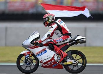 Foto: Veda Ega Pratama dan Mario Suryo Aji Siap Kibarkan Merah Putih di MotoGP 2026 5