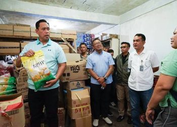 Foto: Bulog Kontrol Harga Jelang Nataru, Pengecer Nakal Terancam Izin Dicabut 10