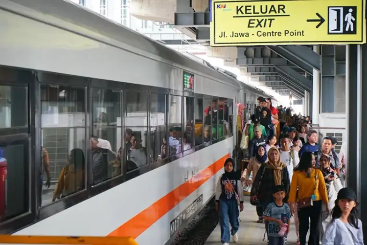 Foto: PT Railink mengumumkan permohonan maaf sebesar-besarnya kepada para penumpang KA Srilelawangsa atas gangguan perjalanan yang terjadi pada hari Kamis, 27 November 2025.(Dok:KAI Bandara)
