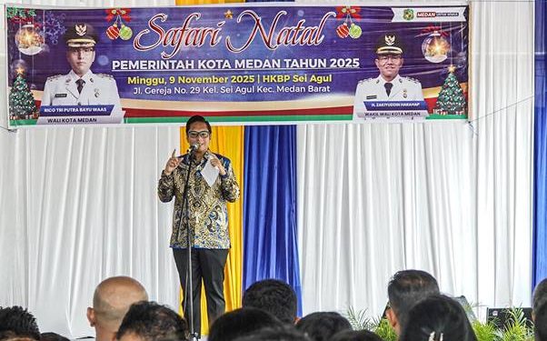 Wali Kota Medan, Rico Tri Putra Bayu Waas, dalam Safari Natal Pemko Medan di Gereja HKBP Sei Agul, Jalan Gereja, Kecamatan Medan Barat, Minggu (9/11/2025).(Dok:Diskominfo Medan)