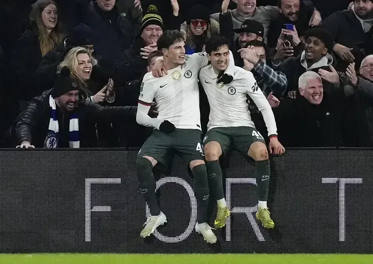 Foto: Kemenangan meyakinkan diraih Chelsea saat bertamu ke markas Cardiff City.(-X-)