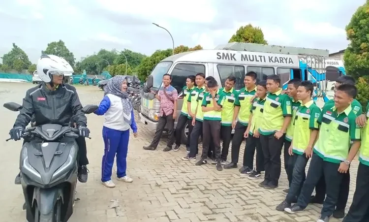 Foto: PT Indako Trading Coy secara konsisten menghadirkan edukasi keselamatan berkendara melalui berbagai pendekatan dan kolaborasi.(Ist)
