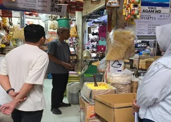 Foto: Stok Beras BULOG Sumut Aman Hingga Panen 2026 4