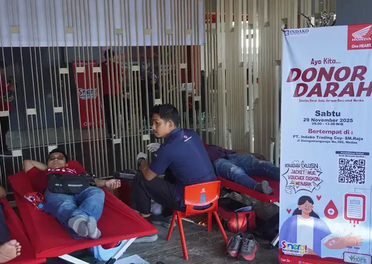 Foto: Upaya meningkatkan kepedulian terhadap keselamatan dan kesehatan masyarakat kembali diwujudkan melalui kegiatan donor darah yang digelar PT Indako Trading Coy pada 29 November 2025 di kantor cabang Sisingamangaraja, Medan. (Ist)