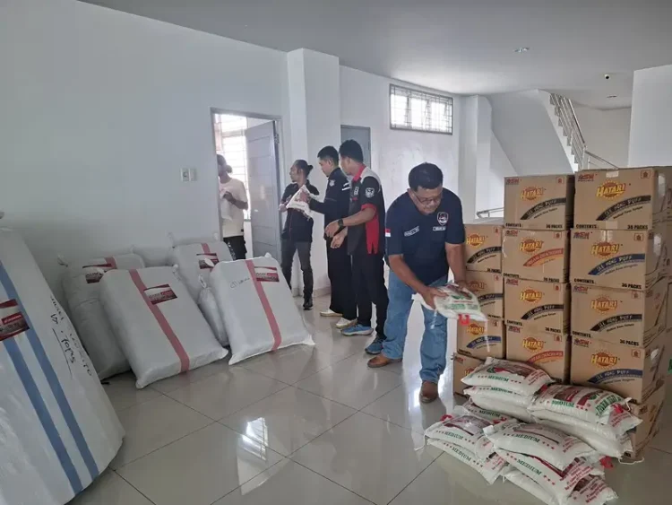 Foto: PT. Indako Trading Coy, jalan Ngumban Surbakti, Medan, para bikers hadir sebagai relawan yang ikut memastikan bantuan dapat segera disalurkan kepada warga yang membutuhkan.(Ist)