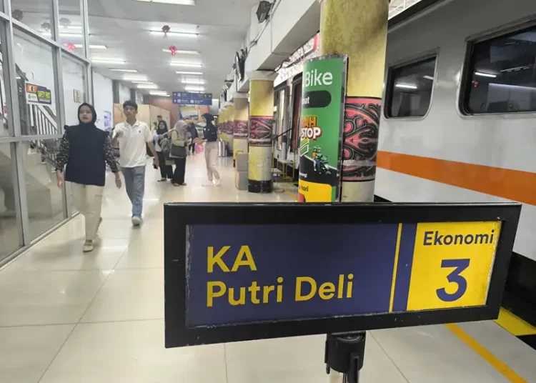 Foto: Lonjakan okupansi yang sangat signifikan hingga mencapai 110 persen dicatat oleh PT Kereta Api Indonesia (Persero) Divre I Sumatera Utara.(Dok:KAI Divre I SU)