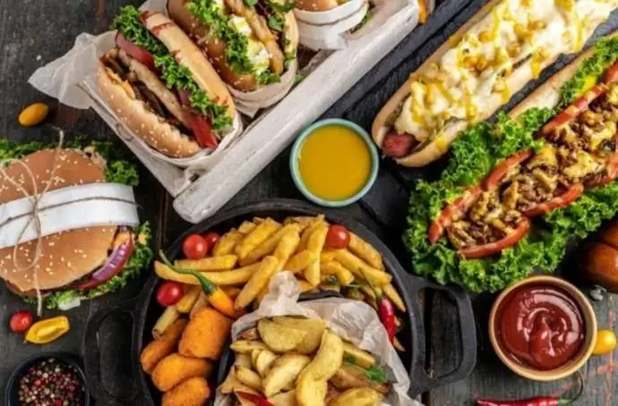 Foto: Ilustrasi makanan cepat saji (fast food)