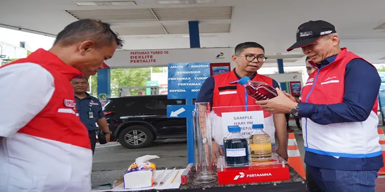 Foto: Jajaran Dewan Komisaris PT Pertamina (Persero) memantau kesiapan Satuan Tugas Natal 2025 dan Tahun Baru 2026 (Satgas Nataru) di wilayah Sumatera Utara.(Dok:Pertamina Sumbagut)