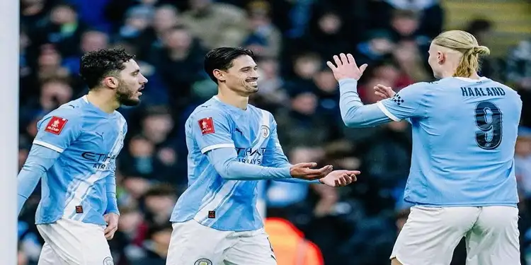 Foto: Man City Pesta Gol ke Gawang Exeter City