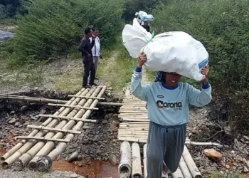 Akses Jalan Dusun 1 Desa Partoruan Lumbanlobu Putus