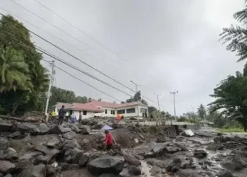 Foto: ​14 Orang Meninggal Akibat Banjir di Pulau Siau 1