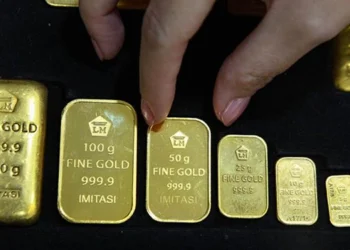 Harga Emas Antam Turun pada Perdagangan Sabtu
