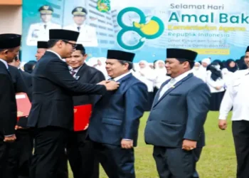 Foto: Wali Kota Medan Rico Waas Pimpin Upacara HAB 80 3