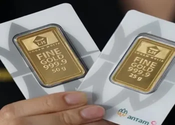 Harga Emas Antam Akhirnya Turun Rp15.000 per Gram