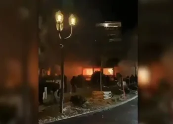 Foto: Kebakaran Bar di Swiss: 40 Tewas Saat Tahun Baru 5