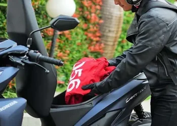 Jangan Salah Simpan! Ini Tips Tepat Menata Bagasi Motor demi #cari_aman