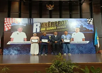Dukung Dunia Otomotif Sumut, PT Indako Trading Coy Terima Penghargaan dari IMI