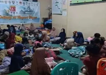 Foto: Pengungsi Banjir Bandang Maninjau Jadi 428 Orang 4