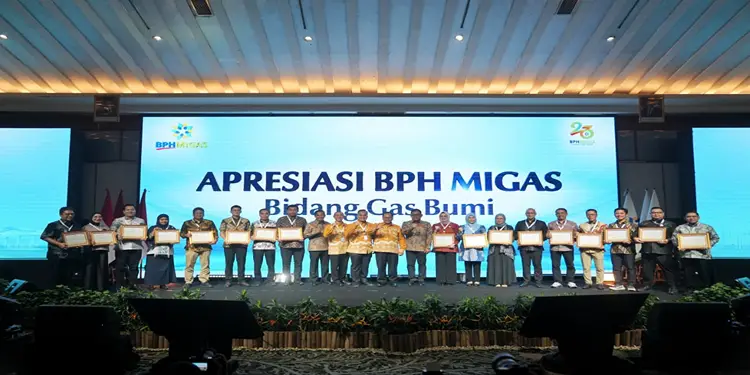 Foto: PGN mendapatkan apresiasi dalam Apresiasi BPH Migas 2025 yang diserahkan pada Selasa malam (30/12/2025).(Dok:PGN)