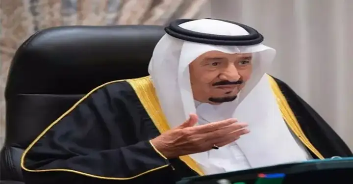 Foto: Raja Salman Tinggalkan RS di Riyadh