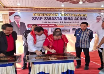 Sofyan Tan Resmikan Revitalisasi Sekolah