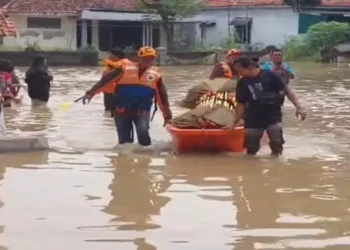 Foto: 1.505 Warga Kabupaten Cirebon Terdampak Banjir 2