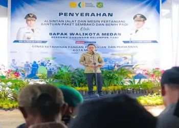 Petani Medan Sumringah Terima Bantuan ALSINTAN