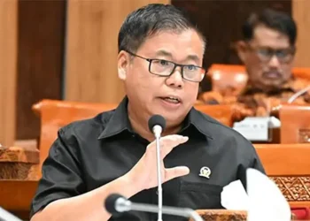 Foto: Sofyan Tan Soroti Ketimpangan Anggaran Kemendikti 2