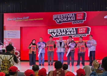 Foto: Bersinar di Tingkat Nasional, SMKN 2 Medan Raih Juara Terbaik 1 di Festival Vokasi Satu Hati 2026 5