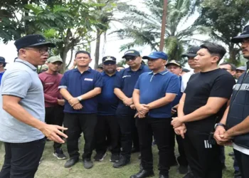 Foto: Wakil Wali Kota Medan Pimpin Apel Pembersihan Sungai Deli 8