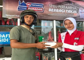Foto: Pertamina Patra Niaga Sumbagut Perkuat Pelayanan Konsumen SPBU Selama Ramadhan 1447 H 7