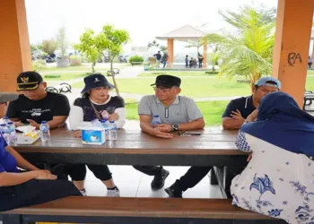 Foto: Masalah Sampah Jadi Perhatian Serius Rico-Zaki 5
