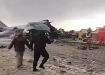 Foto: Tragedi Pesawat Hercules di Bolivia: Kargo Militer Pembawa Uang Jatuh dan Tewaskan 15 Orang 1